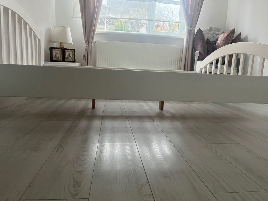 Двоспальне ліжко