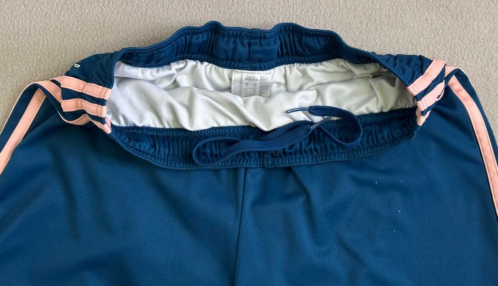 Spodenki Piłkarskie Arsenal Londyn 2020/2021 Adidas roz. M