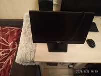 продам монитор LG