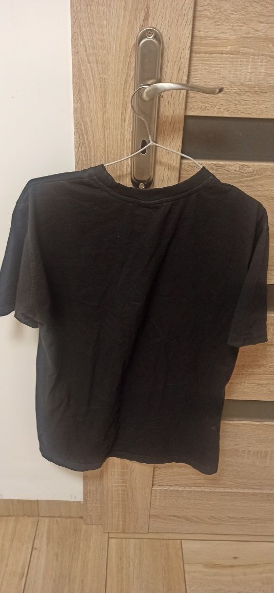 Męska czarna koszulka T-Shirt w rozmiarze M/L