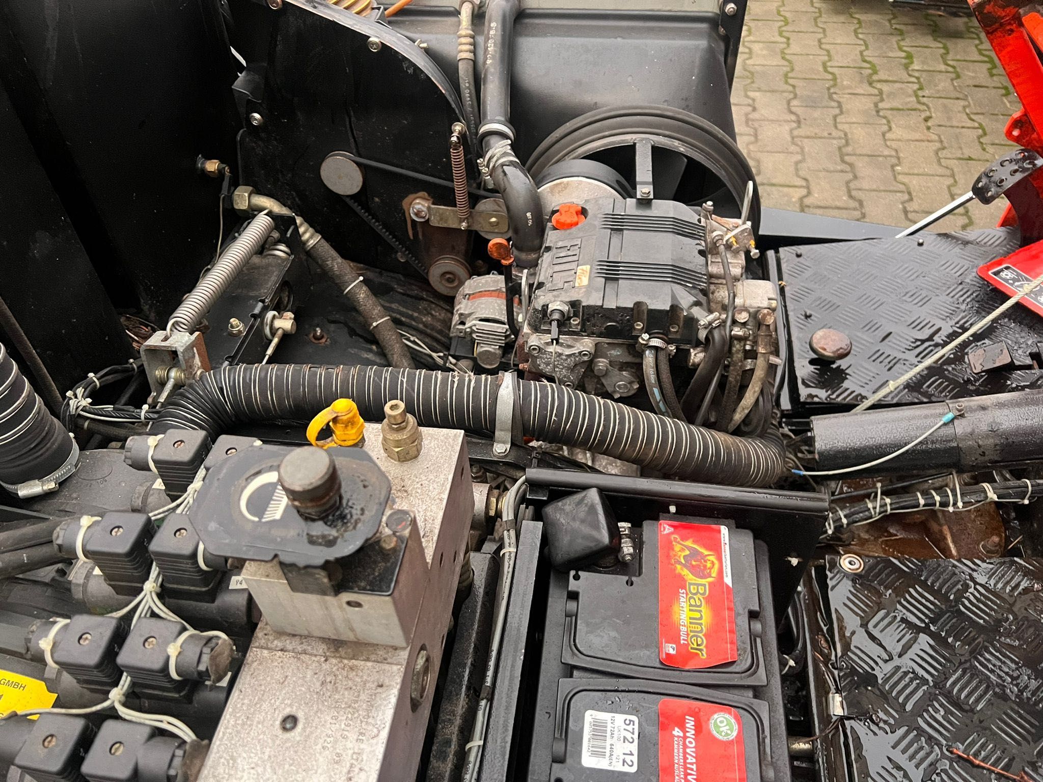 Zamiatarka Hako Jonas 1450 Diesel