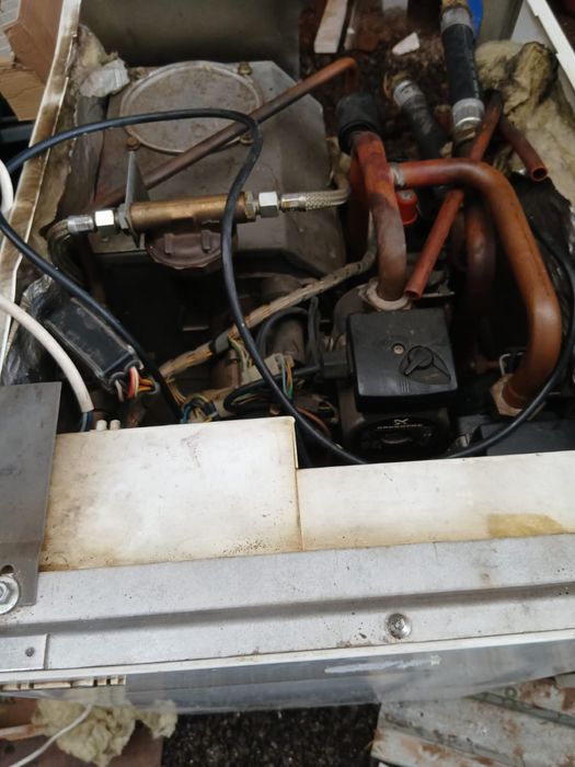 Caldeira a gasóleo instantânia/ acumulação FonteCal