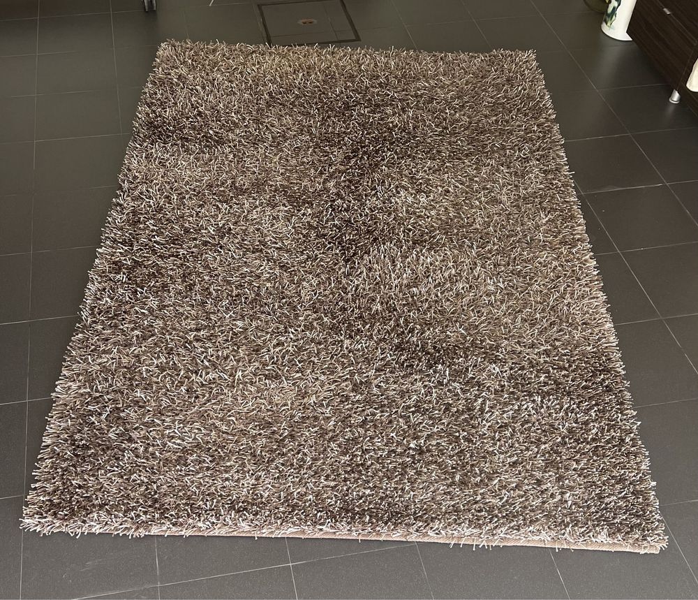 Carpete sala/quarto castanho/bege/dourado 300x200