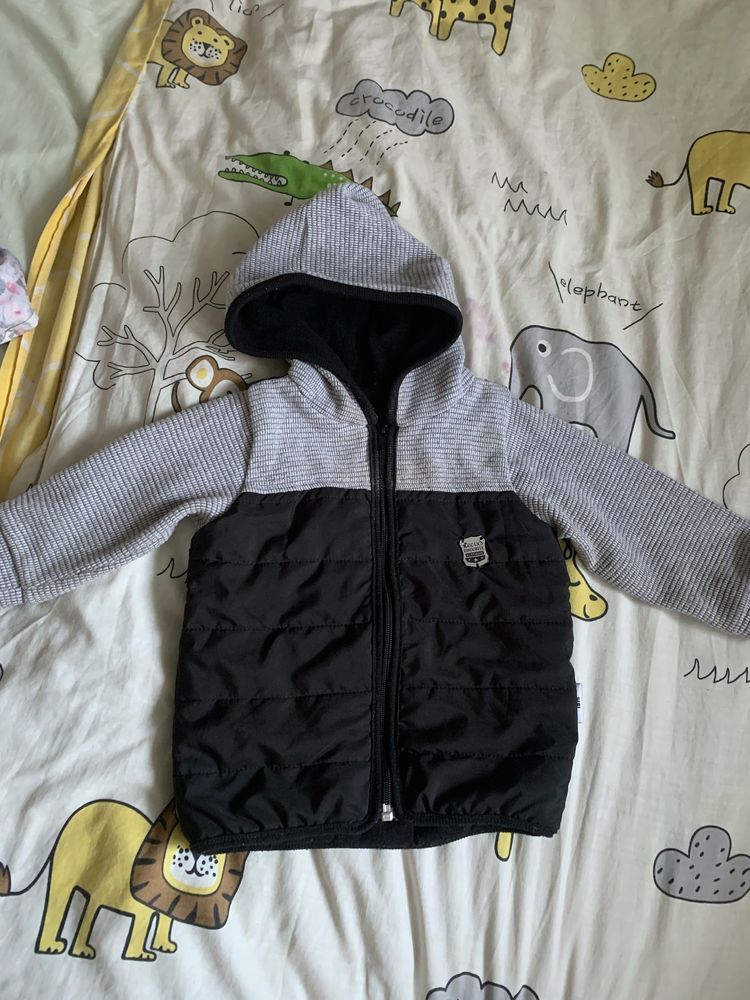 Детская кофта, ветровка, куртка для мальчика 18 месяцев серая