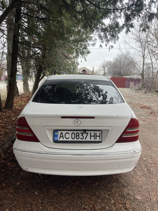 Mercedes-benz w203 c240