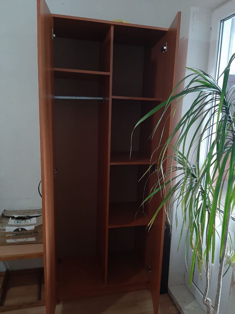 Продам Шкаф шафа.