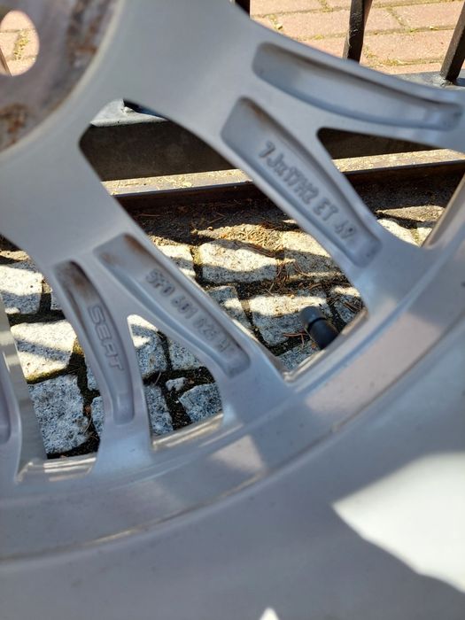 Alu Alufelgi Seat Leon 5F III Audi A3 8V Golf VII 225/45R17 5 x 112