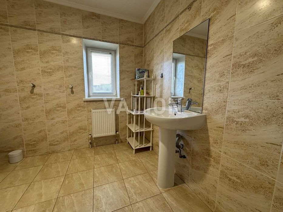 Без% Продаж 2-поверхового будинку з ремонтом м. Васильків Київська обл