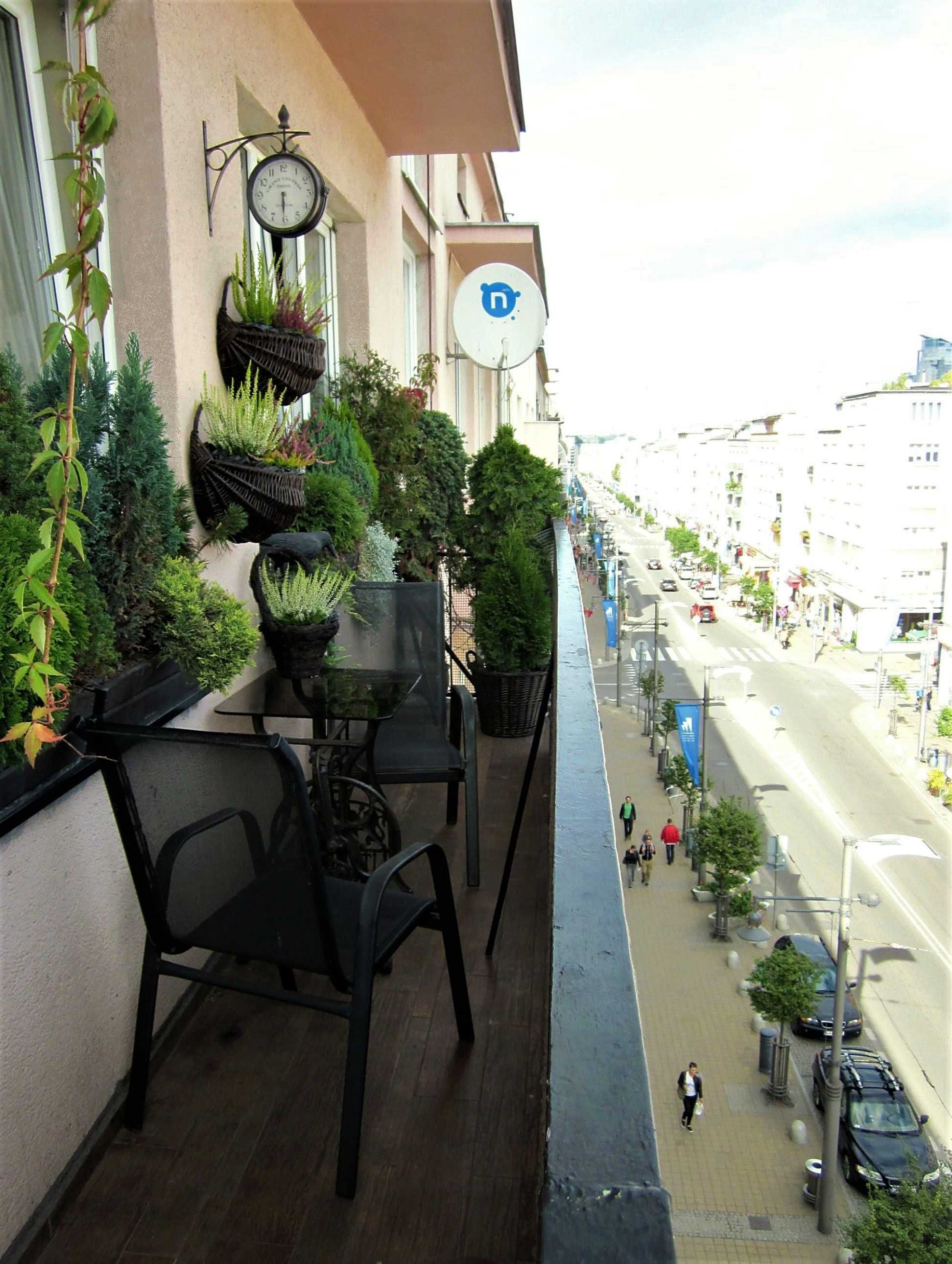 Gdynia centrum, darmowy parking, 2 sypialnie, salon, balkon