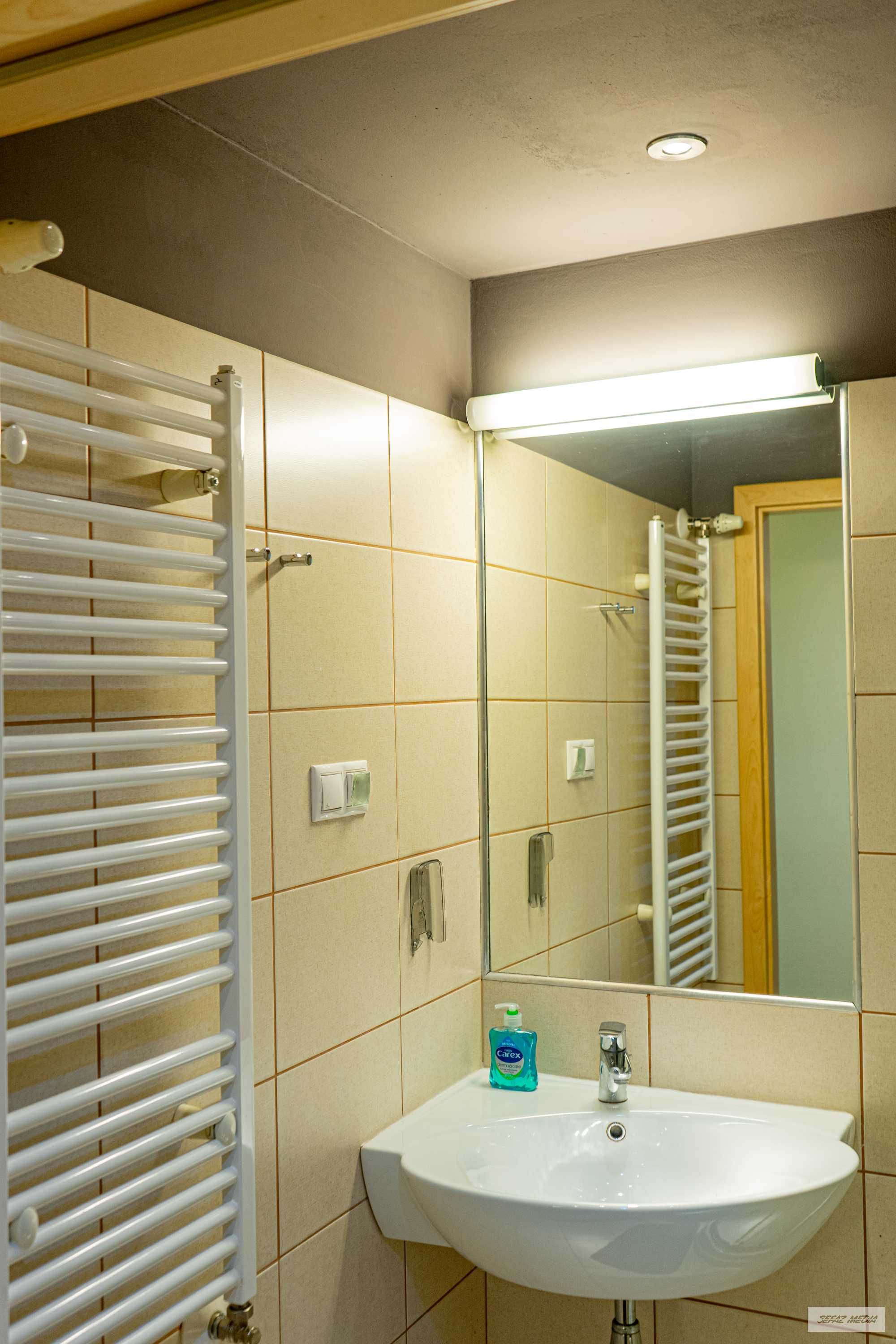 Hotel A4 Przy Autostradzie A4 Kwatery Pokoje noclegi dla firm 24/7