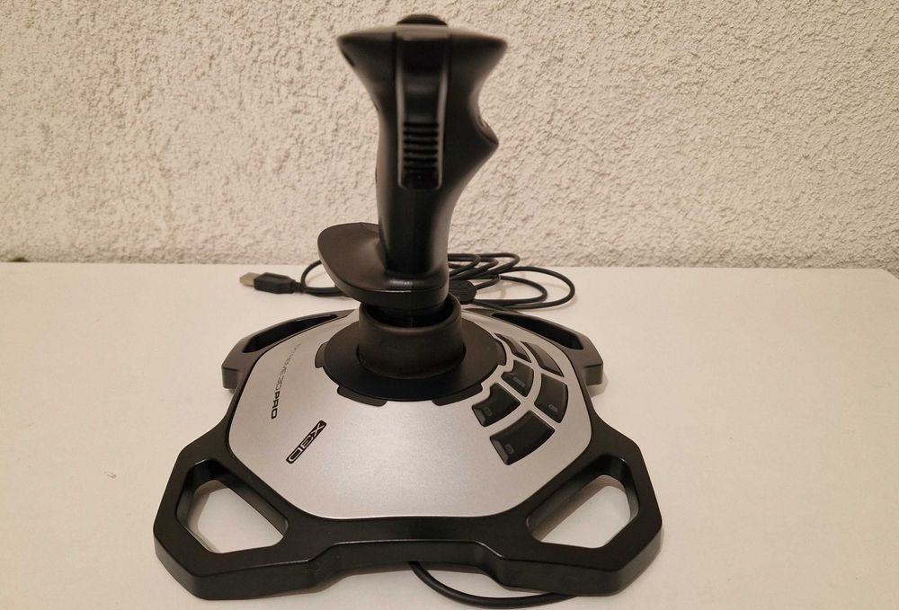 Logitech Extreme 3D Pro