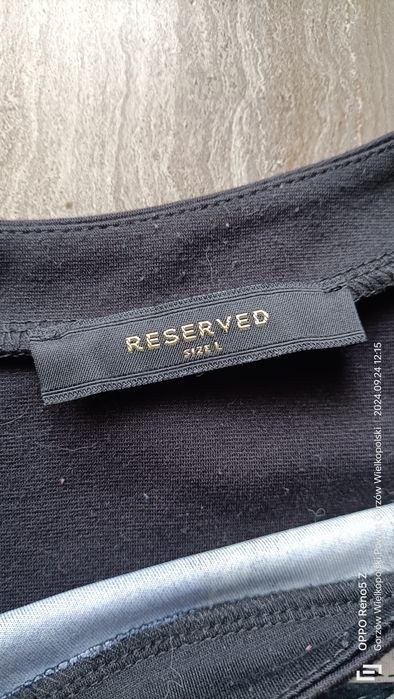 Prosta sukienka z rękawem 3/4. Reserved