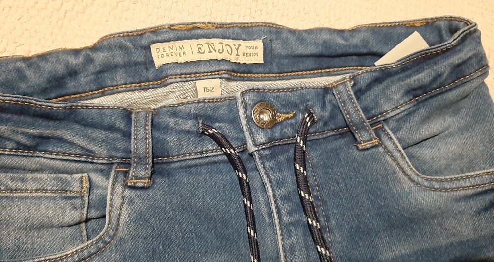 Spodnie jeansowe Pocopiano roz. 152