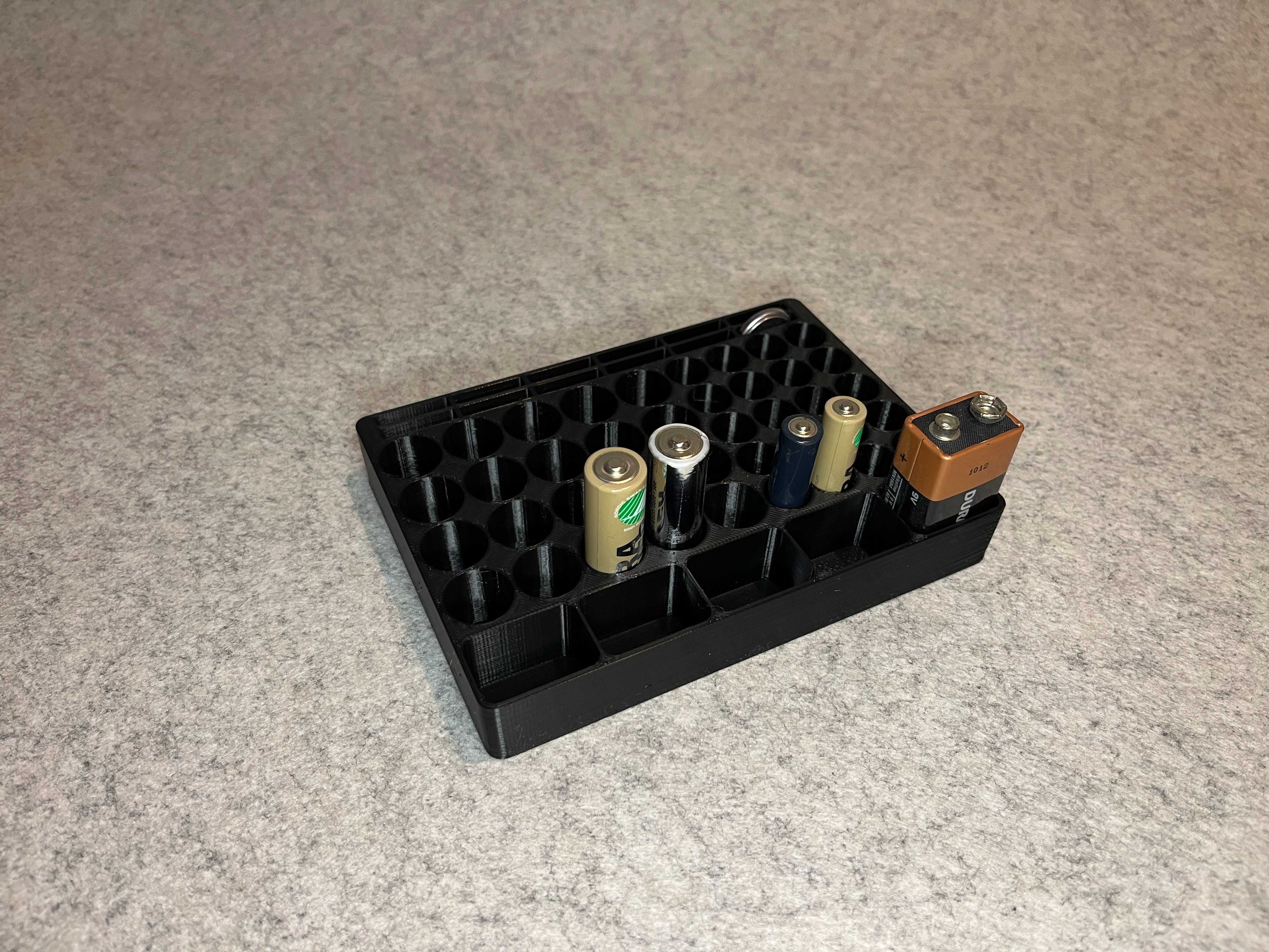 Stojak podstawka na baterie AA, AAA, 9V, CR2032
