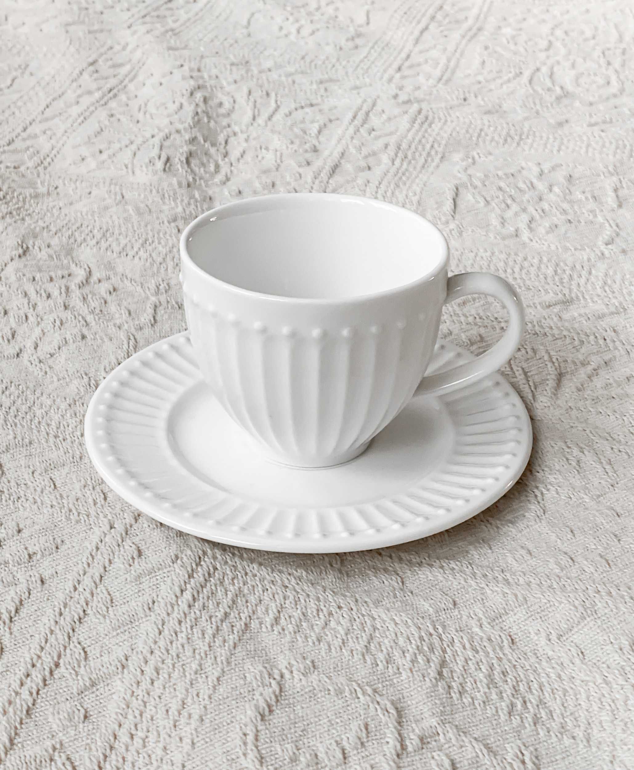 home&you filiżanka ze spodkiem Carrina porcelana biała 120 ml