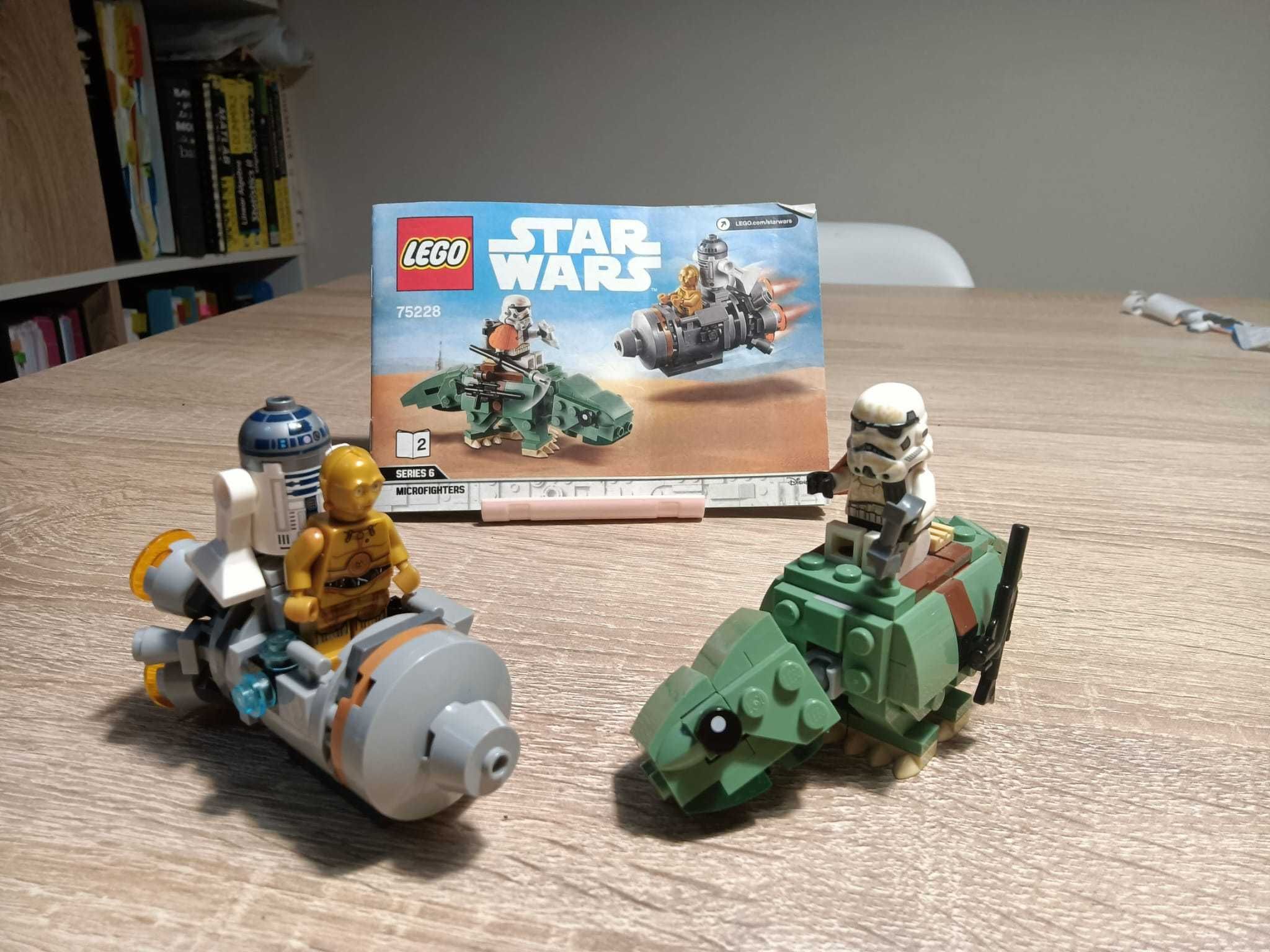 LEGO Star Wars 75228 Pod de Fuga vs. Microfighters Dewback