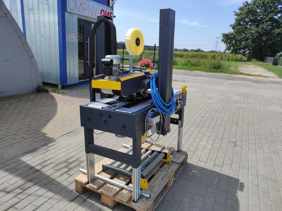 Zaklejarka do kartonów SR20  mobilna, półautomatyczna ze sprężarką