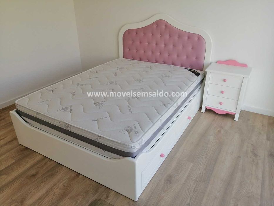 Cama de Casal Estofada c/ Gaveta - Fabricamos todas medidas e cores.