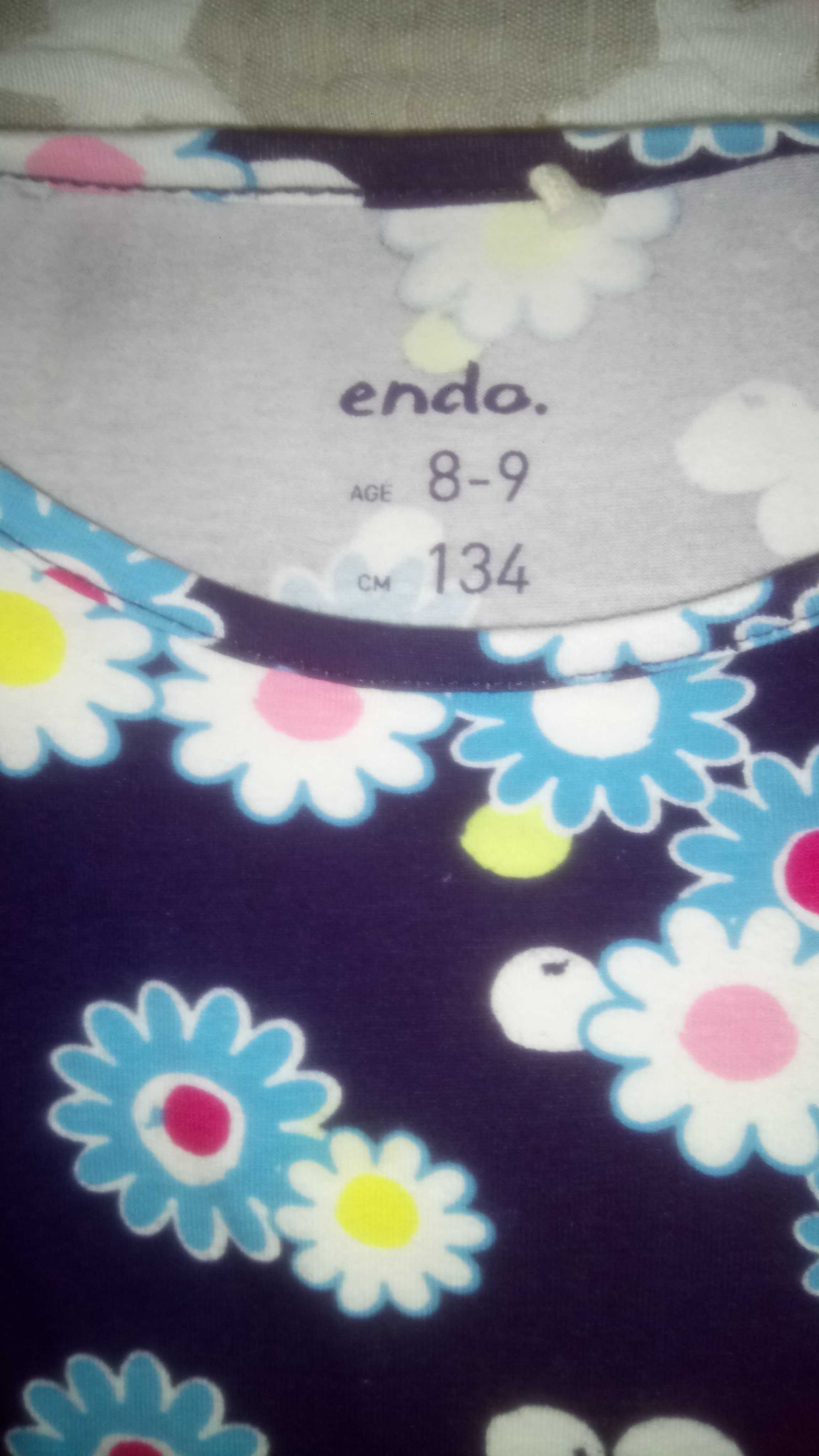 śliczna sukienka ENDO, 134, nowa bez metki