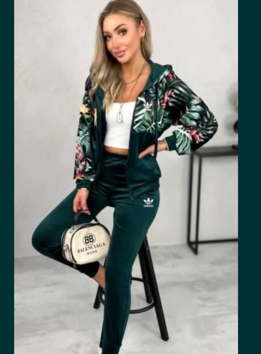 Sprzedam nowy damski dres