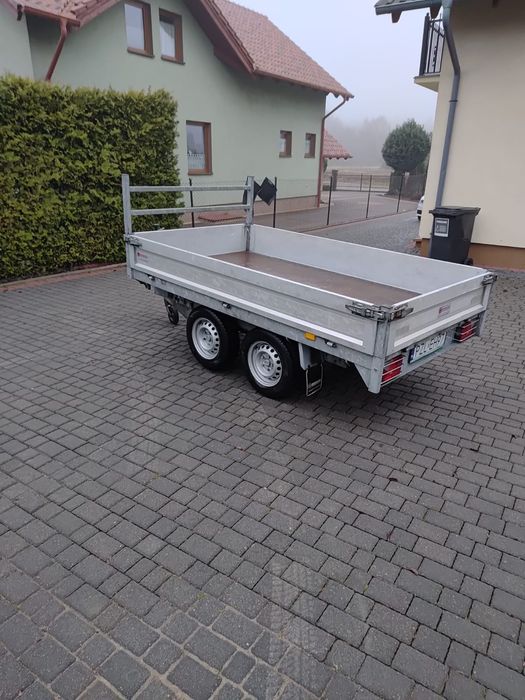 Przyczepa ciężarowa z wywrotem marki SARIS