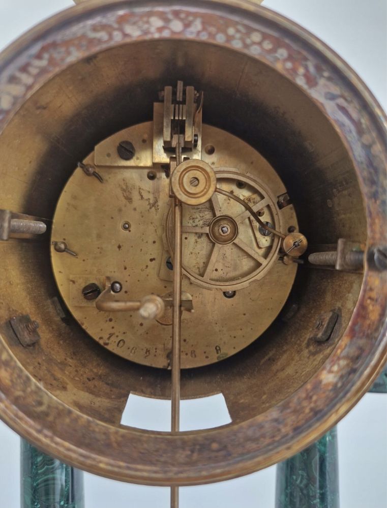 Антикварні камінний годинник з малахіту 19 ст. каминные бронзовые часы