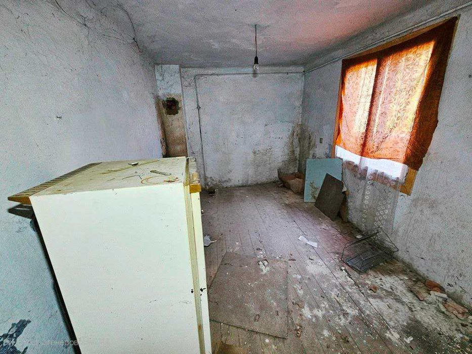 Двокімнатна квартира особнякового типу з окремим подвір'ям...