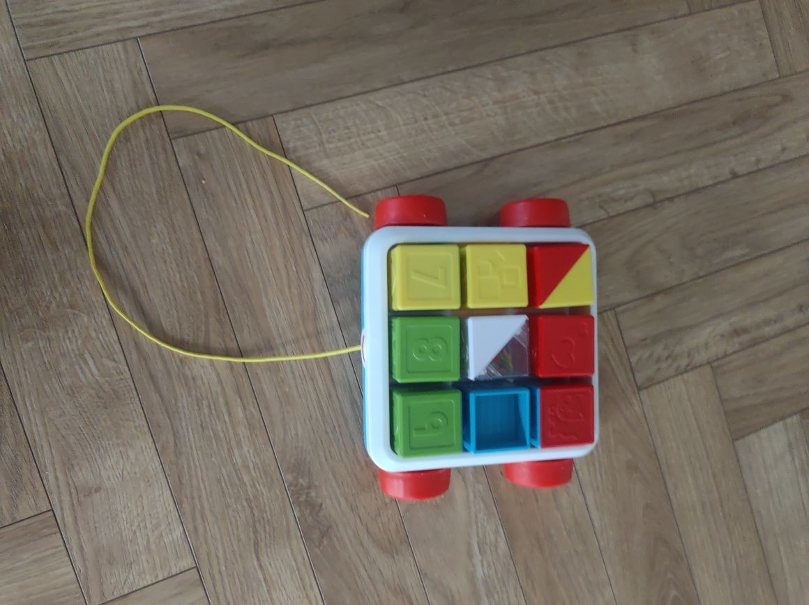 Klocki aktywizujące. Fisher Price