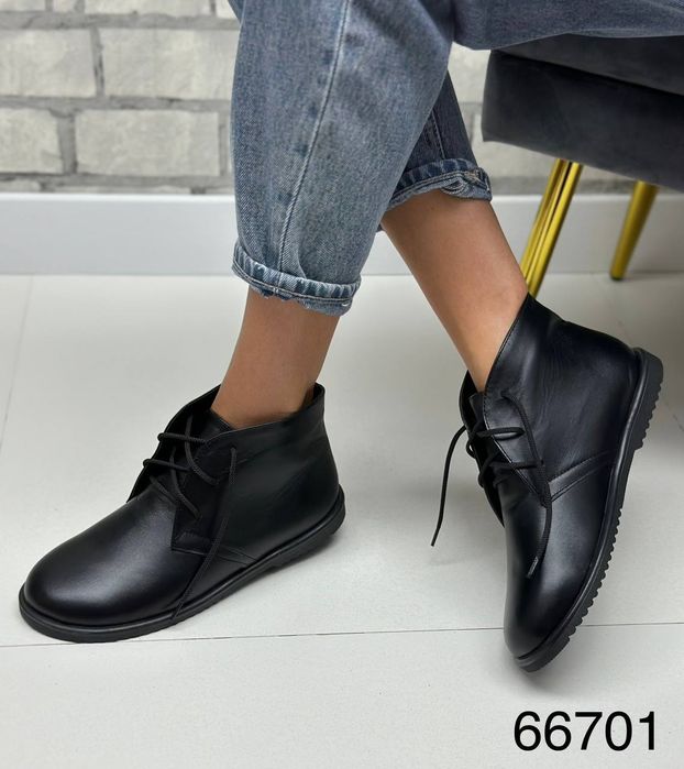 Жіночі шкіряні анатомічні демісезонні черевики в кольорах