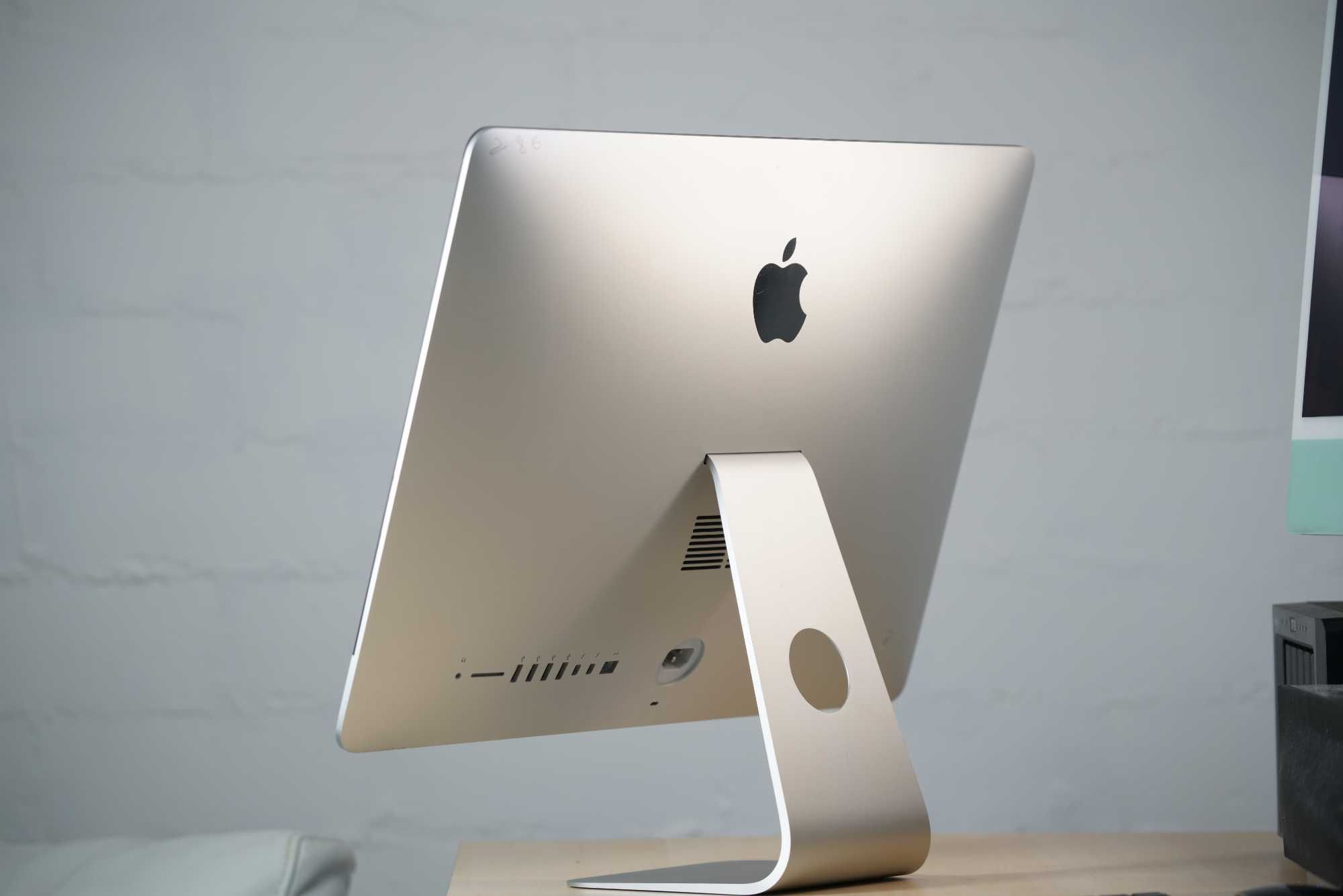 Apple iMac 21.5 2015 RETINA i7 3.3/16/256GB SSD стан топ (асортимент)