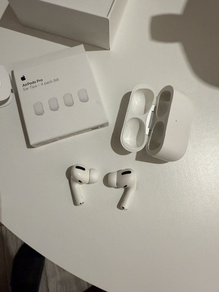 AirPods Pro z nowymi gumkami