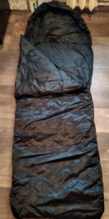 Продам спальний мішок. Новий.
