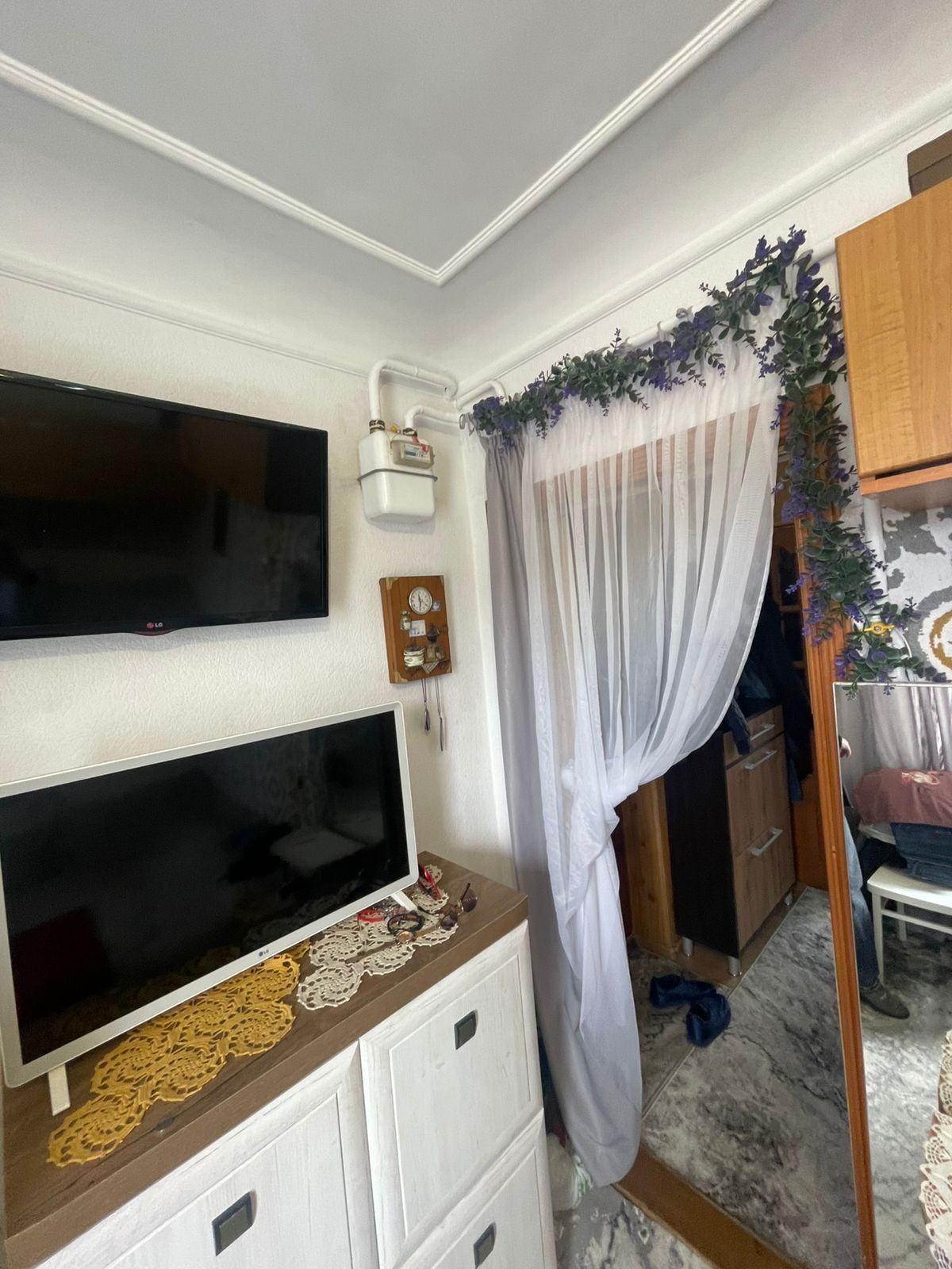 Продається квартира в Центрі Садгори.