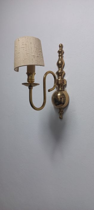 Candeeiros de parede em latão