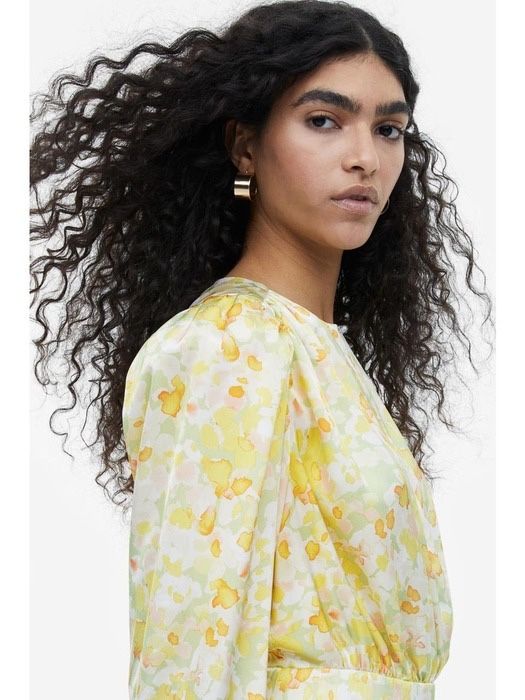 Нова сатинова гарнюща жіночна сукня h&m m 38