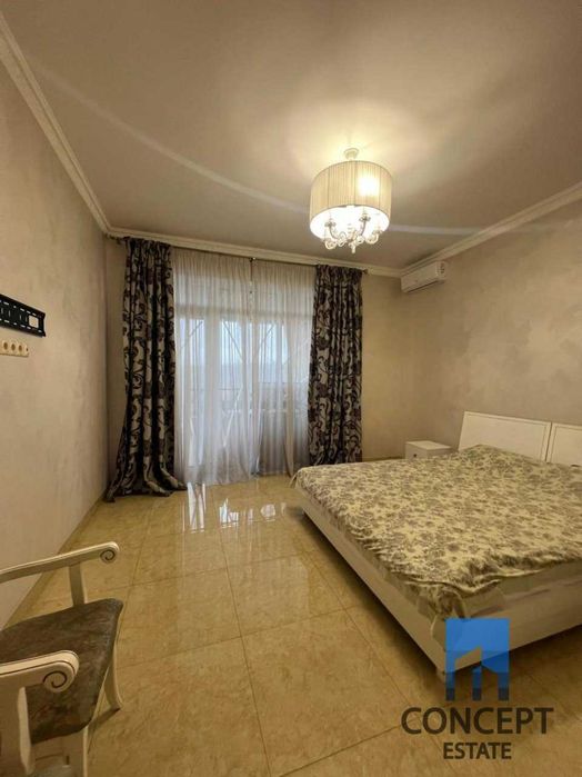 Продам дом с бассейном в Новоалександровке. Кристальный!