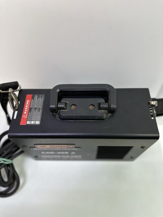 Сварочный инвертор Днипро-М CAБ-258Д