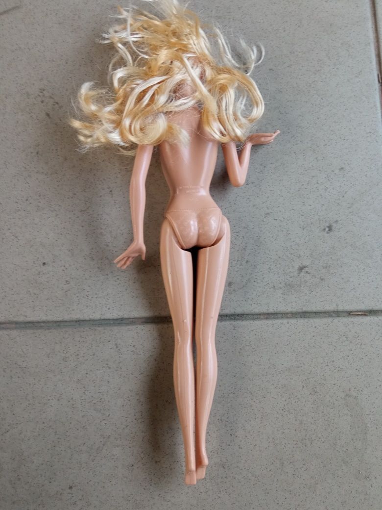 Stara lalka Barbie