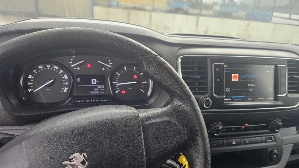 Peugeot Expert  L2H1  Premium