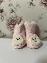 Взуття для немовляти