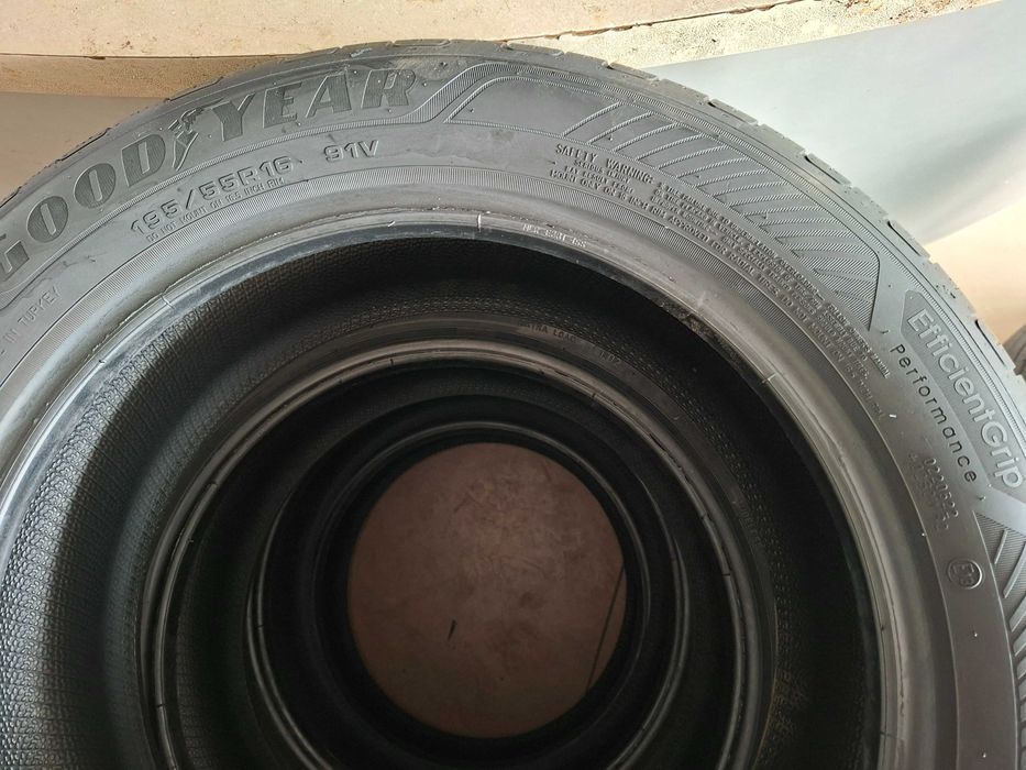195/55R16 91V Goodyear Efficientgrip performance 2021 KL72
