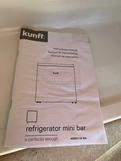 Frigorífico Mini Bar KUNFT KMB9119 WH