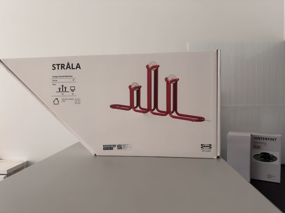 Gustaf Westman x IKEA // STRALA Kandelabr LED, metal czerwony