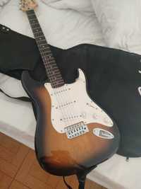 Squier Bullet Stratocaster (Brown Sunburst) e Fender Frontman 10G