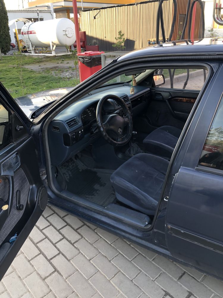 Продам Opel Vectra A