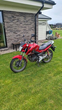 Motocykl Honda CBF 125