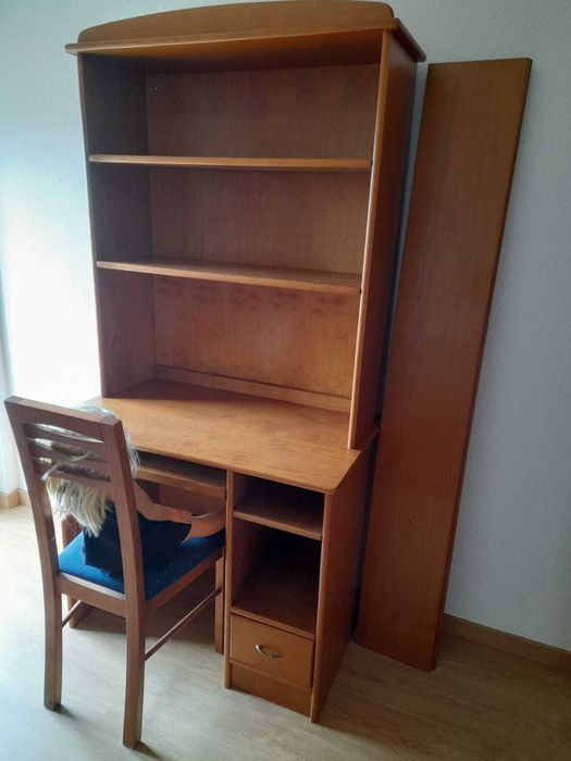 Quarto em cerejeira usado