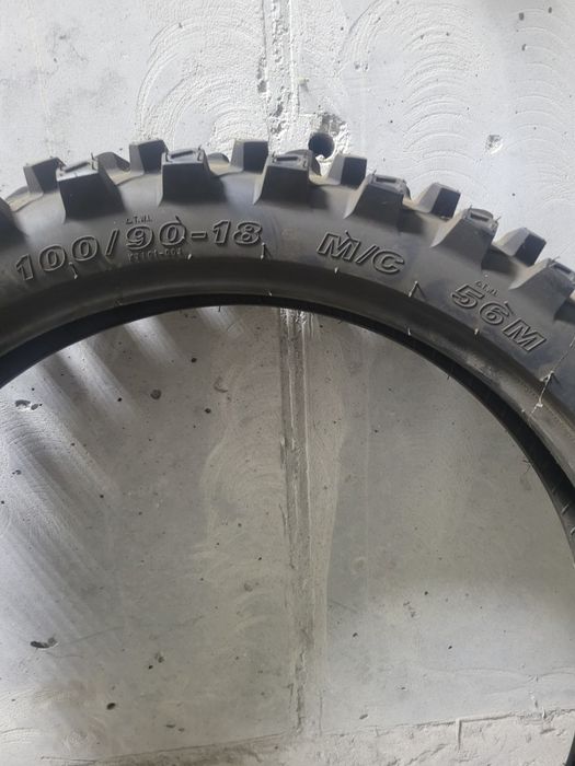Покрышки kenda 100/90-18 и 90/90-21