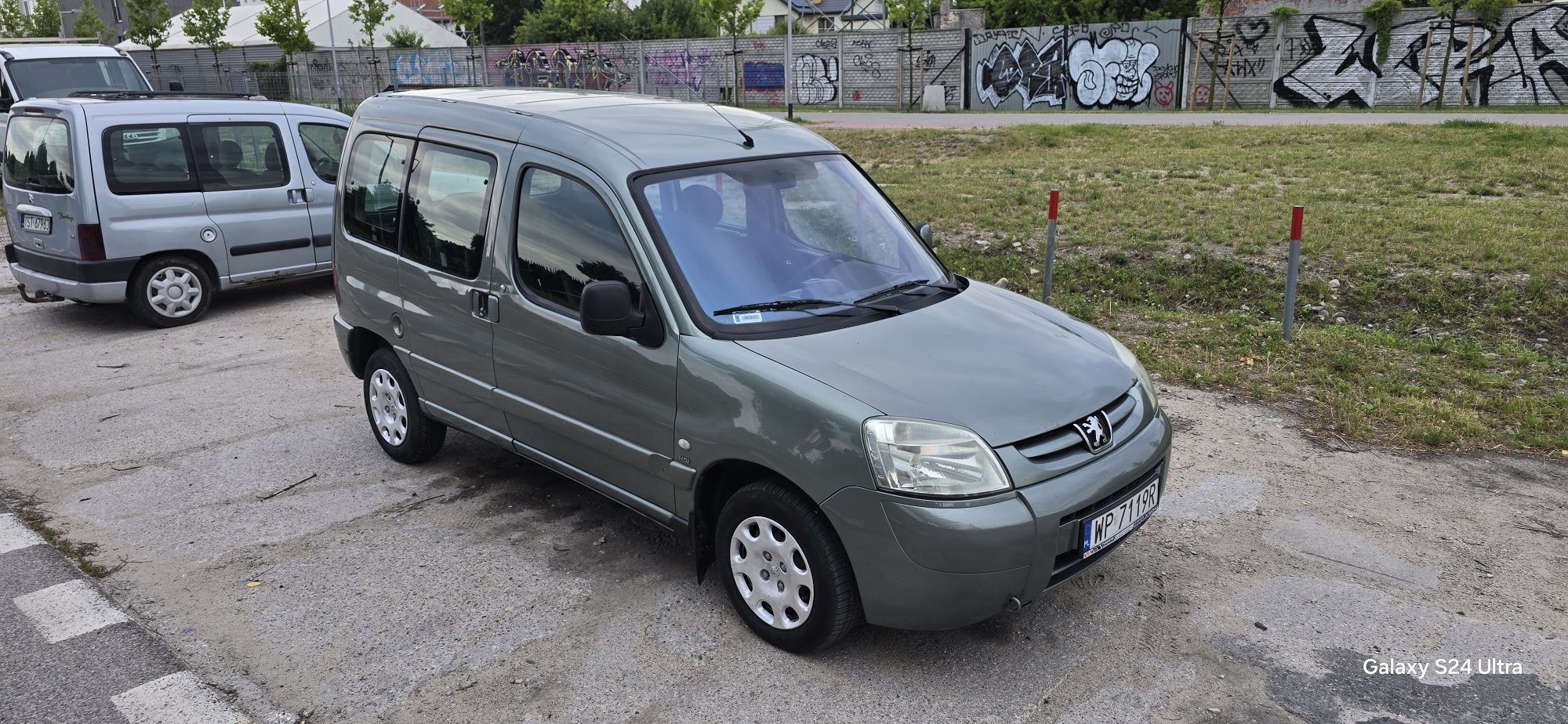 2006r 2.0HDI  Peugeot Partner  klima Bdb