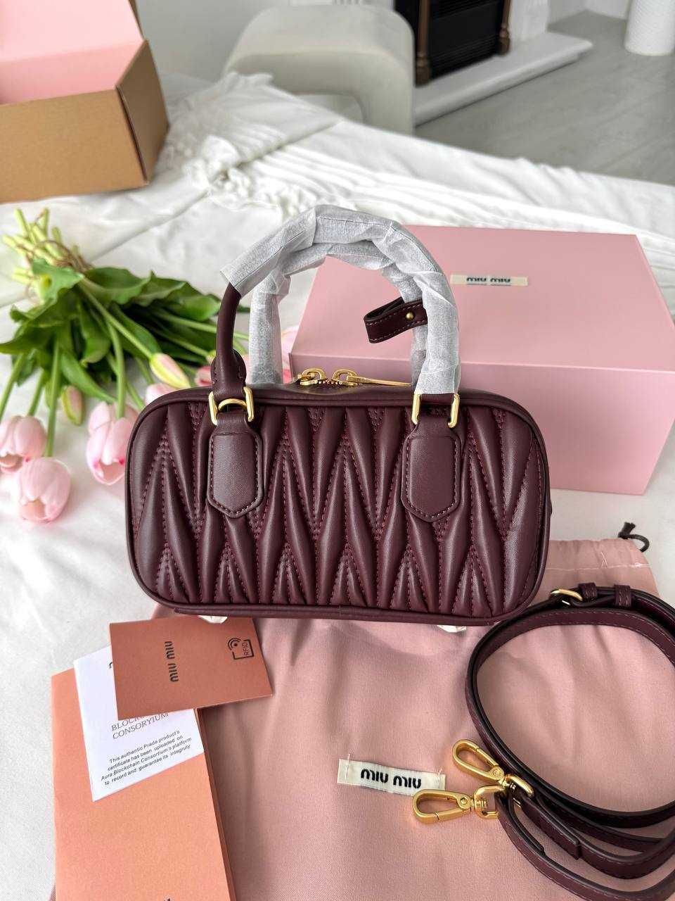 Жіноча сумочка Miu Miu Premium
